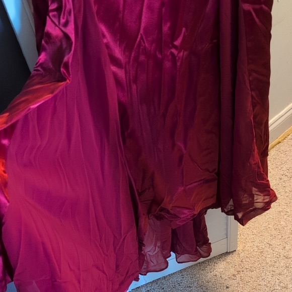 Blondie Nites Red Halter Evening Dress - Picture 11 of 16